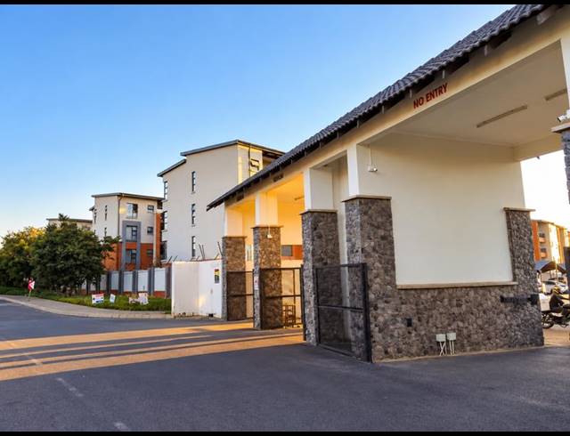 2 BEDROOM PROPERTY TO RENT IN GLEN MARAIS